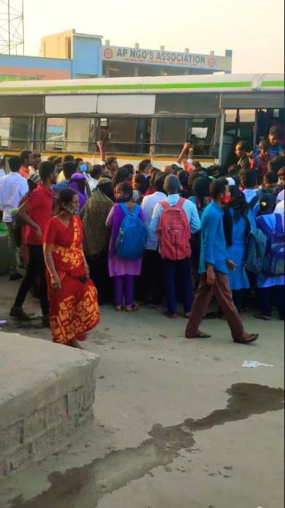 #diostar ...bustand lo  people s safar.    in     bus#subscribe #shorts #short