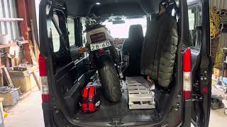 ホンダN-VanにYamaha Xjr1200トランポ　