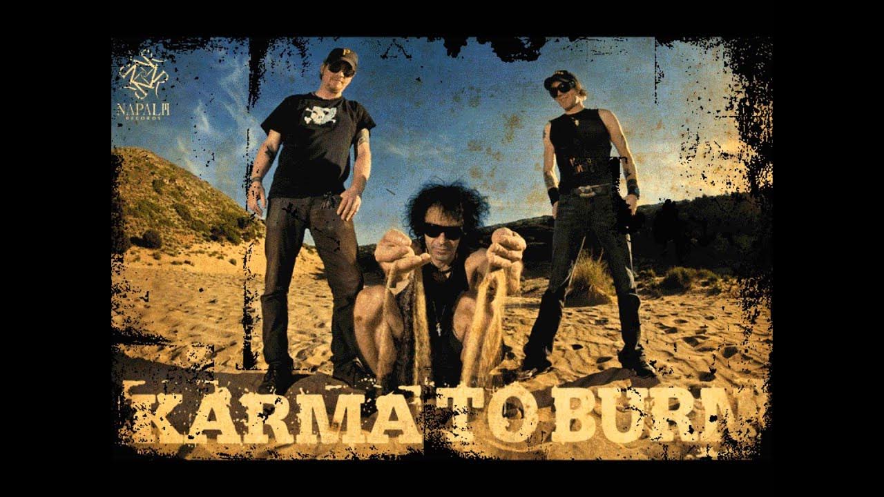 Burn to be live. Huge fire. Фон горящей комнаты. Will. Guy fawkes day праздник.