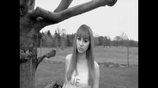 media music video-figure 8