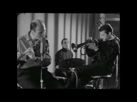 Isn't it Romantic - Chet Baker Quintet 1964 - YouTube