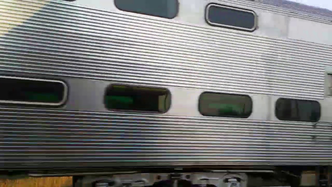 Metra Train On The North Central Line YouTube metra-train-on-the-north-central-line-youtube