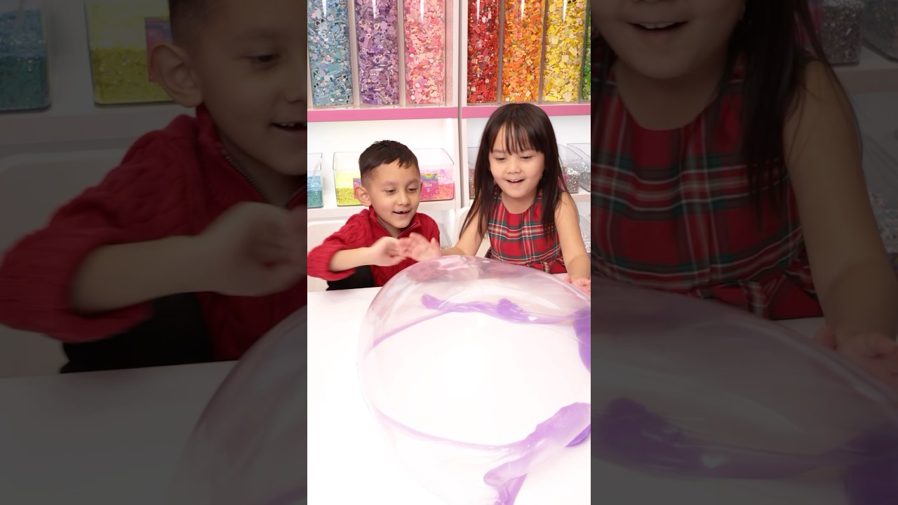 Sibling Slime Time at Jellyland! 🤞✨