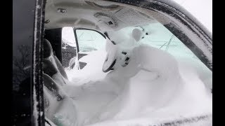 Видео Русская зима Куча снега в машине Закрывайте окна полностью (автор: Top Video Channel)