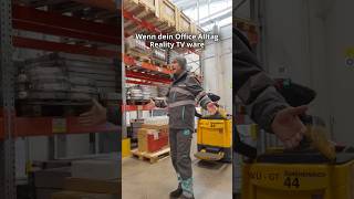 Reality TV: Staffel 2 | Episode 2: Stapler War
