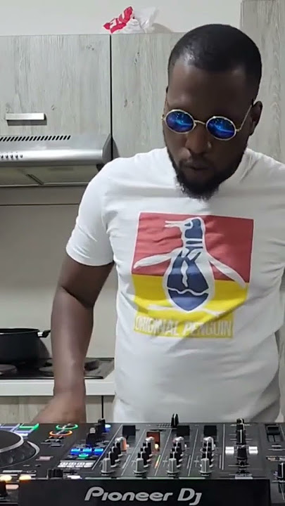 Artwork Sounds ft Kabza De Small - Awesome God #TheHouseKitchen