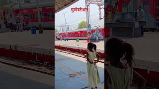 lav पुणे स्टेशन देखने वाले ने क्या क्या नहीं देखा होगा #song #aamirkhanfilm #bollywoodtunes