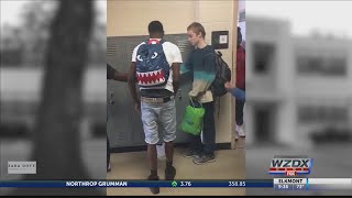 Bullied boy in Memphis gets help from classmates screenshot 3