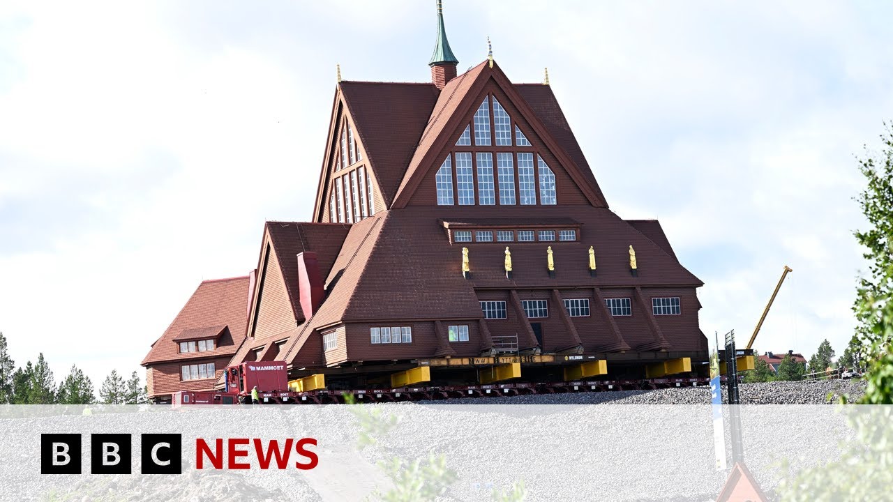 Church completes two-day journey across Swedish city | BBC News Church completes two-day journey across Swedish city | BBC News