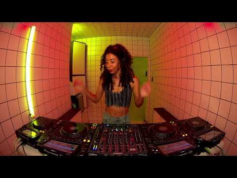 HÖR Supports - Gaza Relief - Selessa T | HÖR - April 17 / 2024