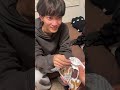 イケメンな男にドーナツあげて喜ばせてみた #POCチャンネル #イケメン三兄弟