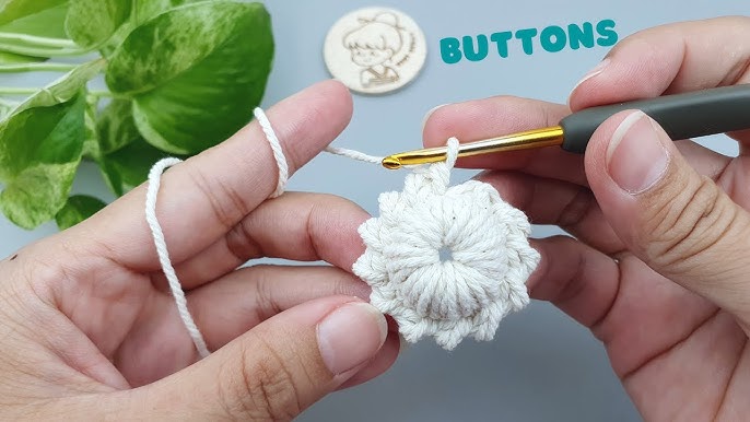 Hummingbird and Flower Wood Buttons for Sewing Knitting Crochet DIY Craft