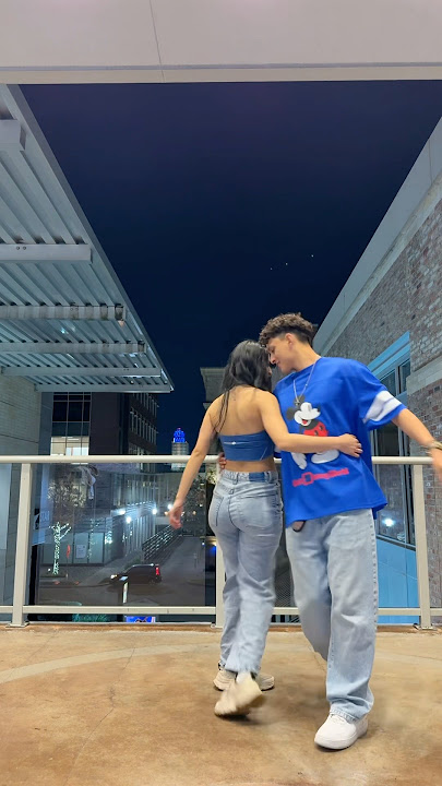 La mudanza salsa choreography