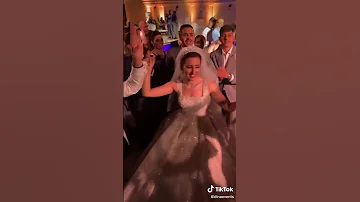 رقص العروسة على اغنية علي الكوفيه 