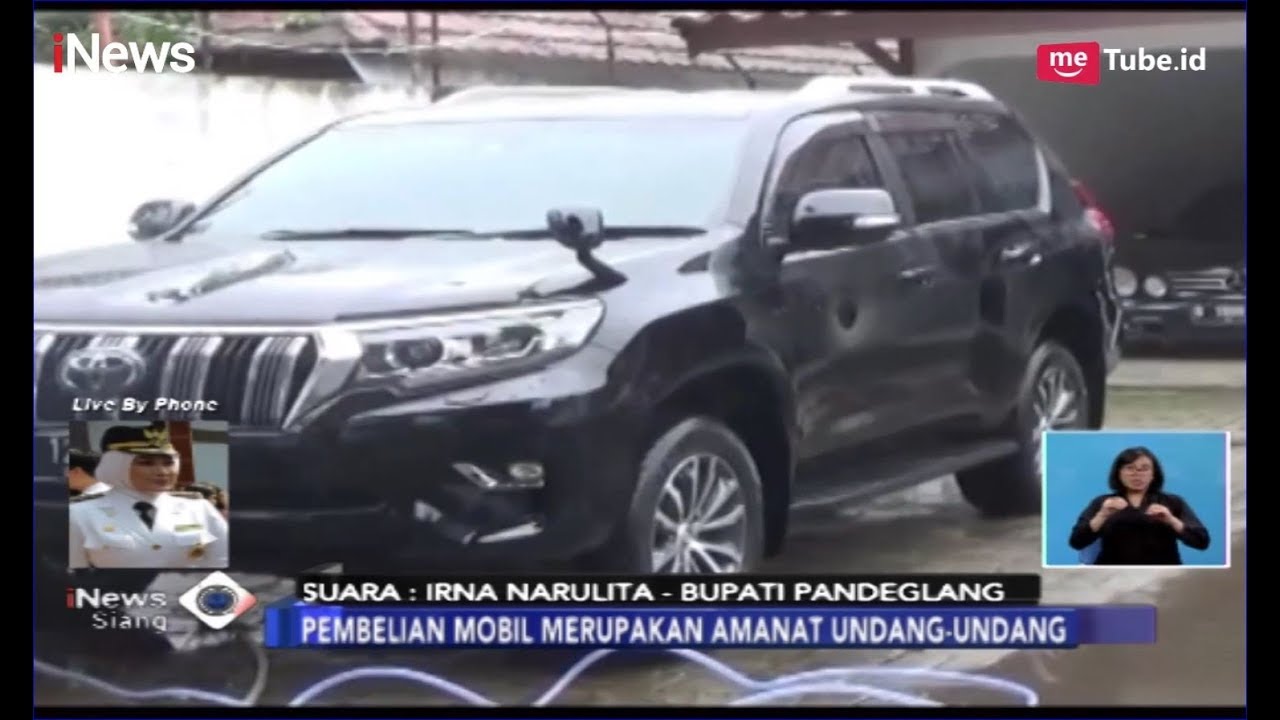 Jalan Rusak Parah Beli Mobil  Mewah  Ini Kata Bupati  