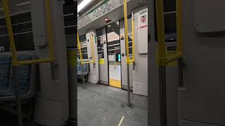 TTC Line 6 Finch West | Alstom Citadis Door Cycle (Close)
