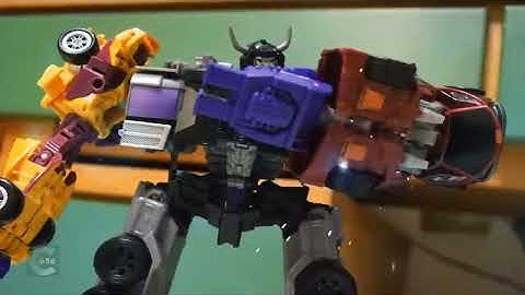 Transformers Stop motion - Prime VS Menasor 柯博文VS飛天虎