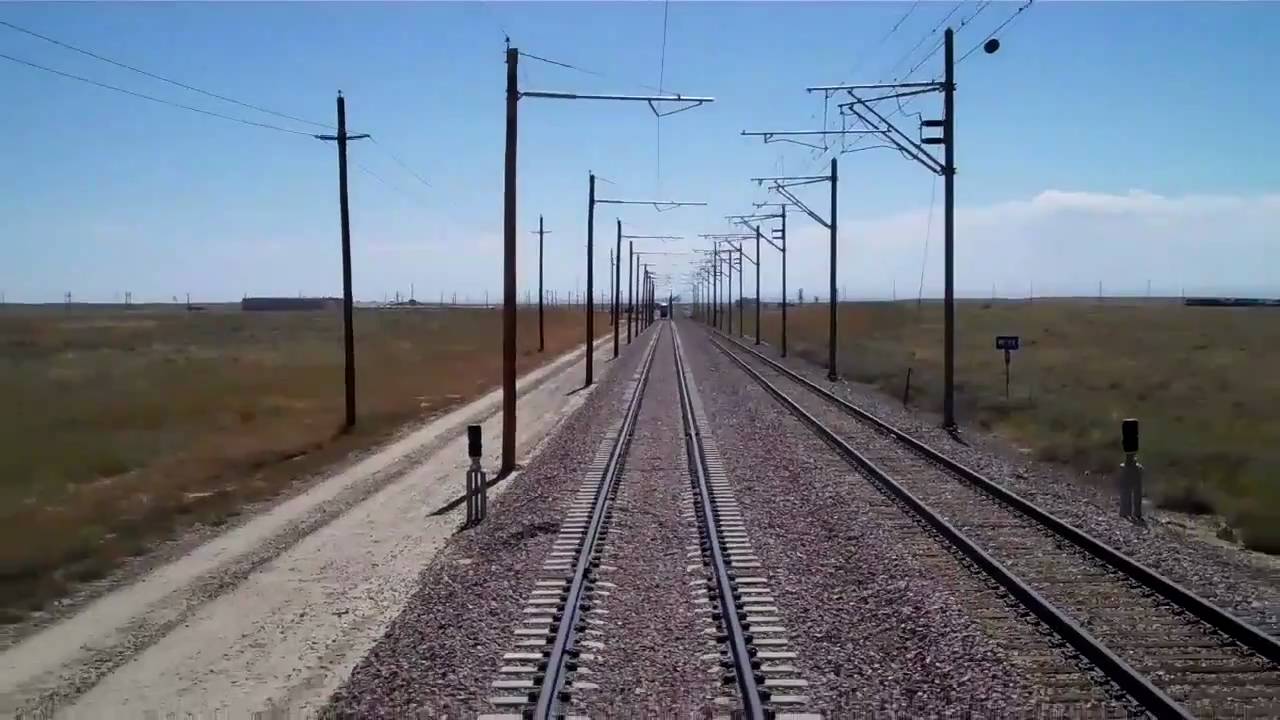 AAPRCO flies around the TTCI test track at 100+ mph