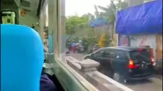 Story WA Naik Kereta Api