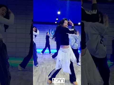 키키 ‘404(New Era)’ 💗#KiiiKiii #404 #키키 #shorts #쇼츠#dance #아이캔댄스 #영등포댄스학원 #나도춤출수있다 #직장인취미댄스