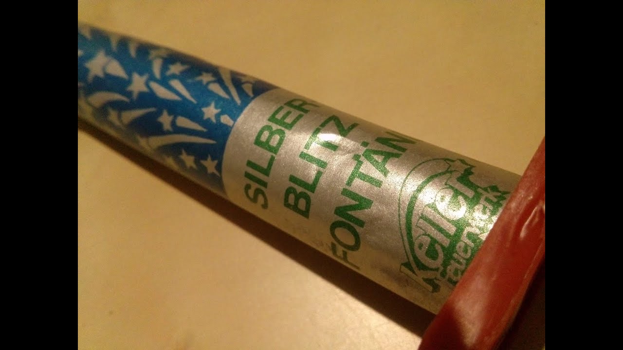 Silber Blitz Fontäne - Keller Feuerwerk - YouTube