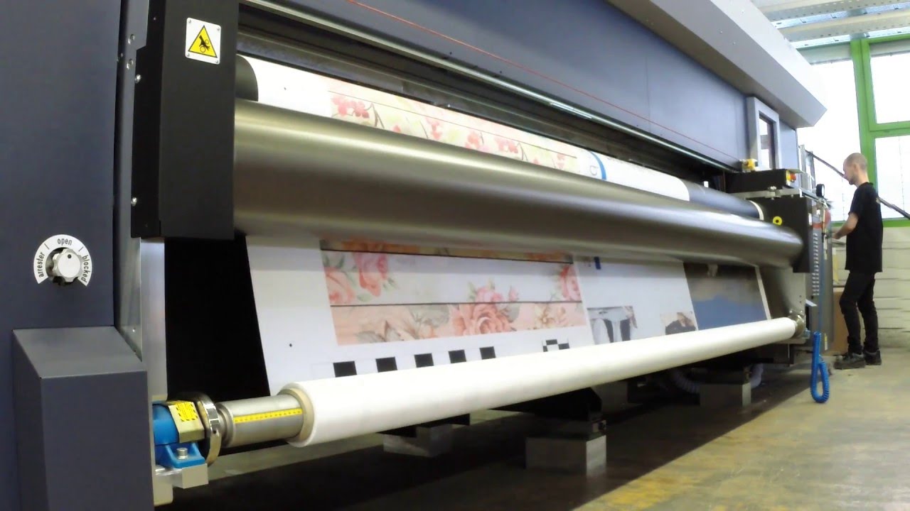 Großformatige Druckprodukte – Herstellung von Messebedarf, Außenwerbung & Co.