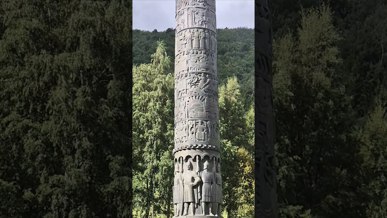 'Sagas&oslash;ylen'-monument in B&oslash;verdalen, Norway