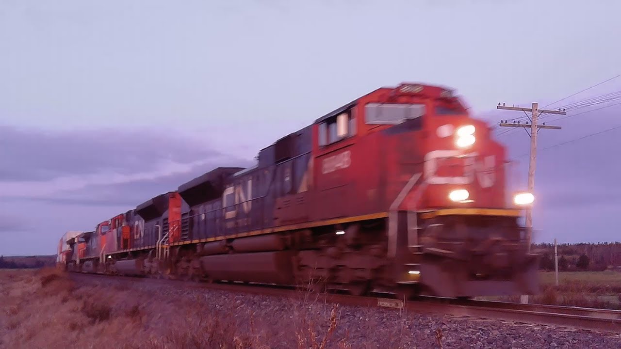 Five Engines Lead a Huge Stack Train CN 120 w/DPU Towards Sackville, NB ...