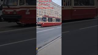 Трамвай ТС-77 прибывает на ост. ст.м."Площадь Мужества" #shorts