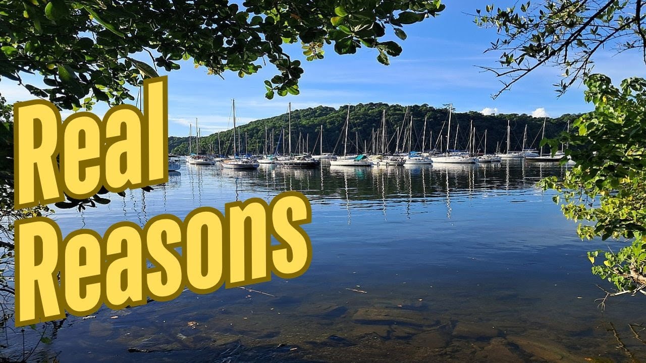 Почему у этой бухты так много названий?