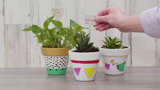 Decorate a clay pot step-by-step with Derwent
How to decorate a clay pot with Derwent Inktense blocks, Paint Pens and Academy Acrylic Paints. This is a really easy activity to do with the kids (14+) at home. Why not add a succulent with a plant label for that extra touch! #DerwentAtHome #DerwentInktense #DerwentTutorials #DerwentPaintPens
Step by step guide is also available for printing: https://bit.ly/3g9ESDD Decorate a clay pot step-by-step with Derwent