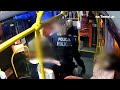 INTERWENCJA POLICJI w Jeleniej Górze. Nagranie z monitoringu autobusu