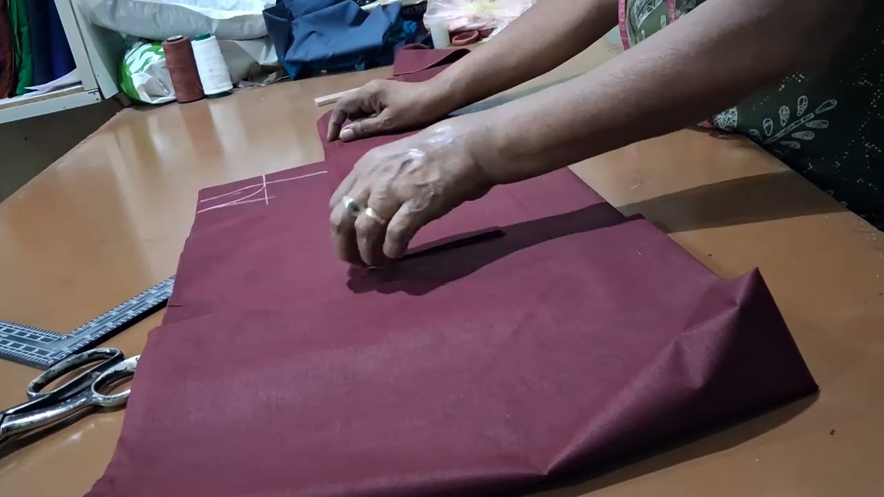 இலாடிக் நைட்டி வெட்டலாம்