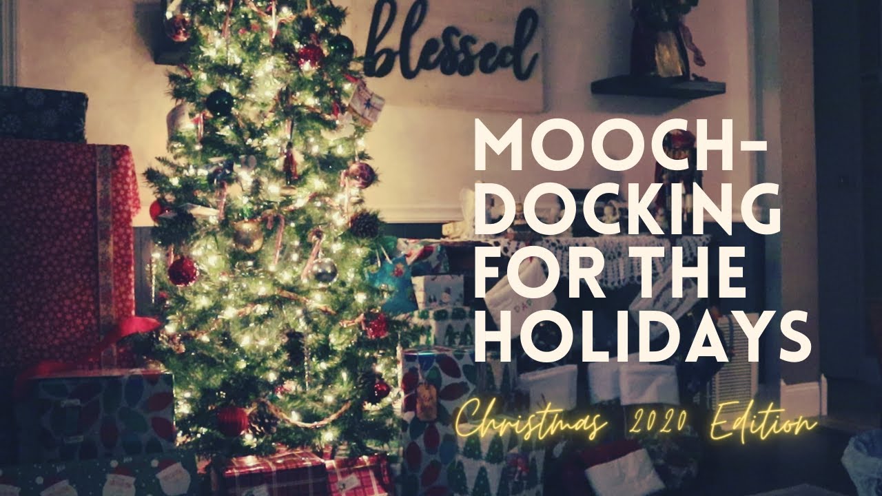 RV Moochdocking for the Holidays// Christmas Camping Ideas for Family 2020// Busch Gardens