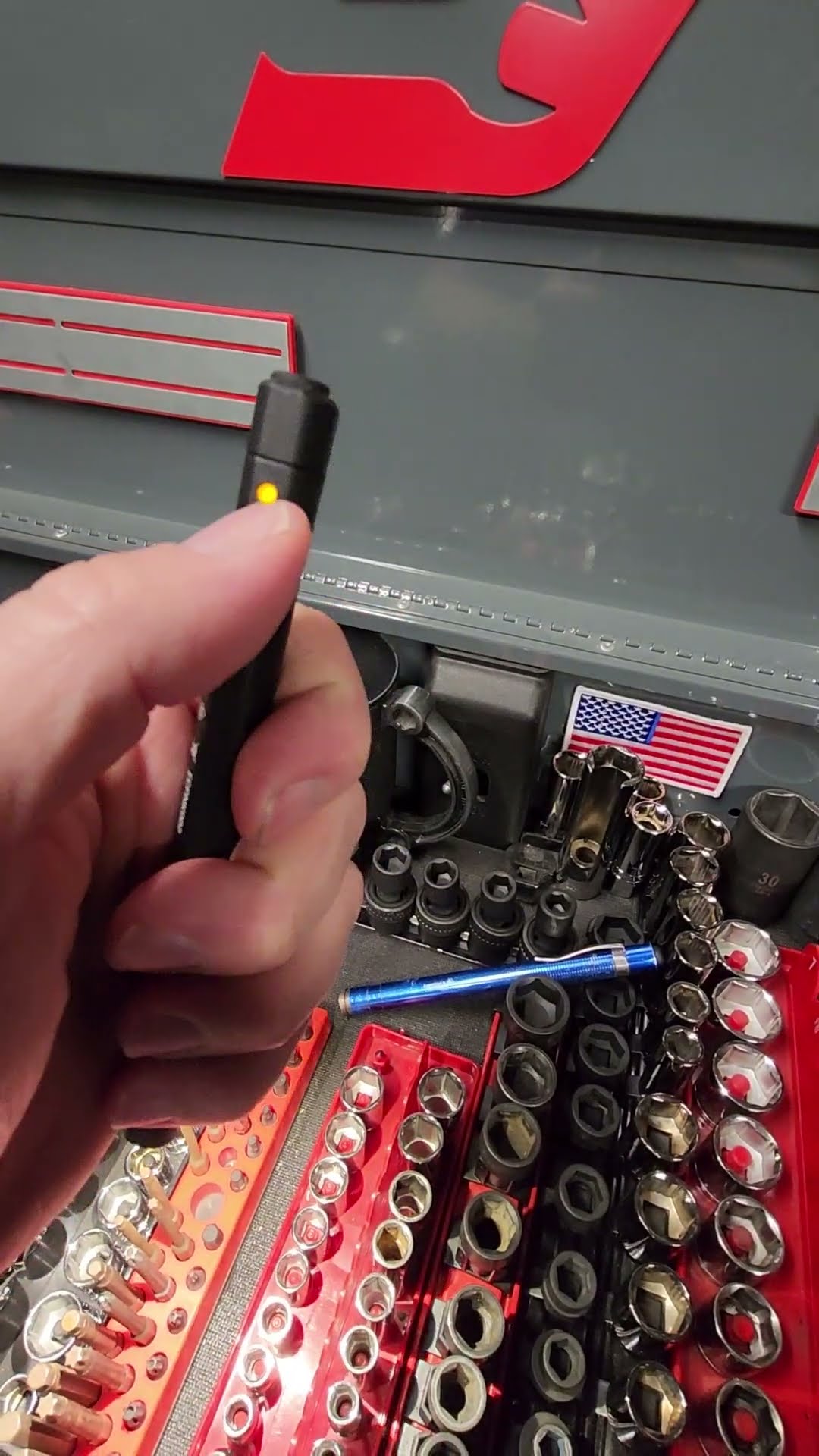 Snapon ECPNK002 pin light - YouTube