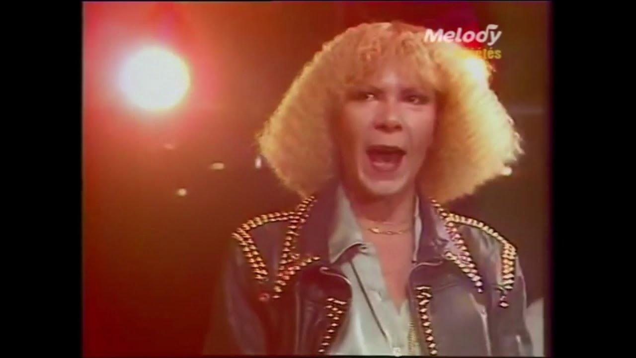 тося чайкина в сердце бахнули стрелы. тося чайкина обняла люблю целую. тося чайкина стрелы. ира горбачёва огонь. тося чайкина стрелы.