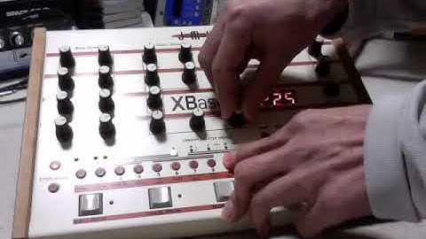 Jomox XBase09 Demo LFO    TR-909 clone