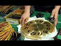عملية صنع ساعة الجد. أقدم مصنع ساعات في كوريا