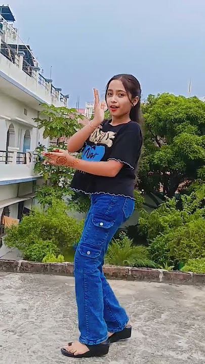 #Video ! Aye Jee Piya ! #Arvind Akela #Kallu, #Priyanka Singh ! #Bhojpuri #shorts​ #explore #Viral 🔥