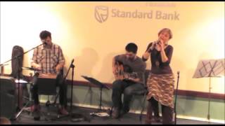 E Doce Morrer No Mar - Brasil - Patricia Belieres
