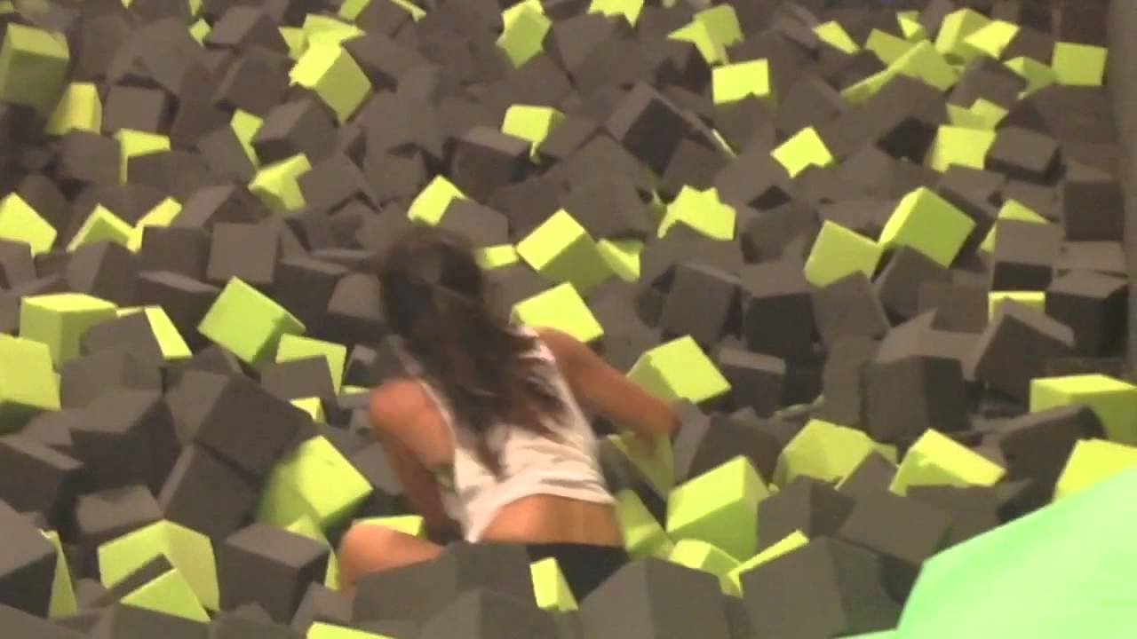 Halloween Sleepover Vlog Day 70