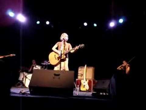 Kristin Hersh Live at the Music Mill in Indianapolis