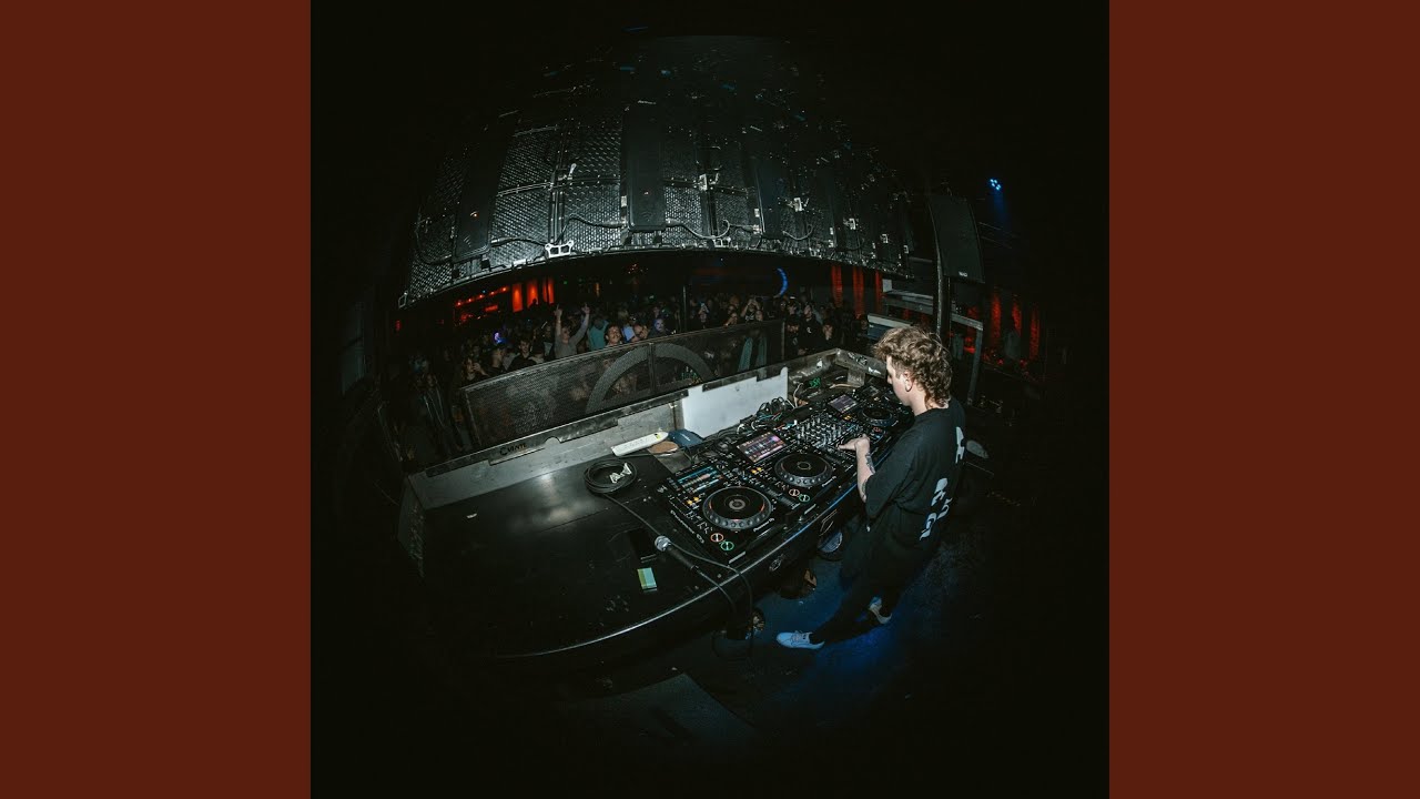 Obejrzyj UNKNOWN w YouTube Obejrzyj UNKNOWN w YouTube