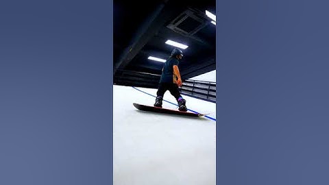 It’s incredible! #snowmonkey  #skiing #snowboarding #training #skimachine #indoorski #freestyle