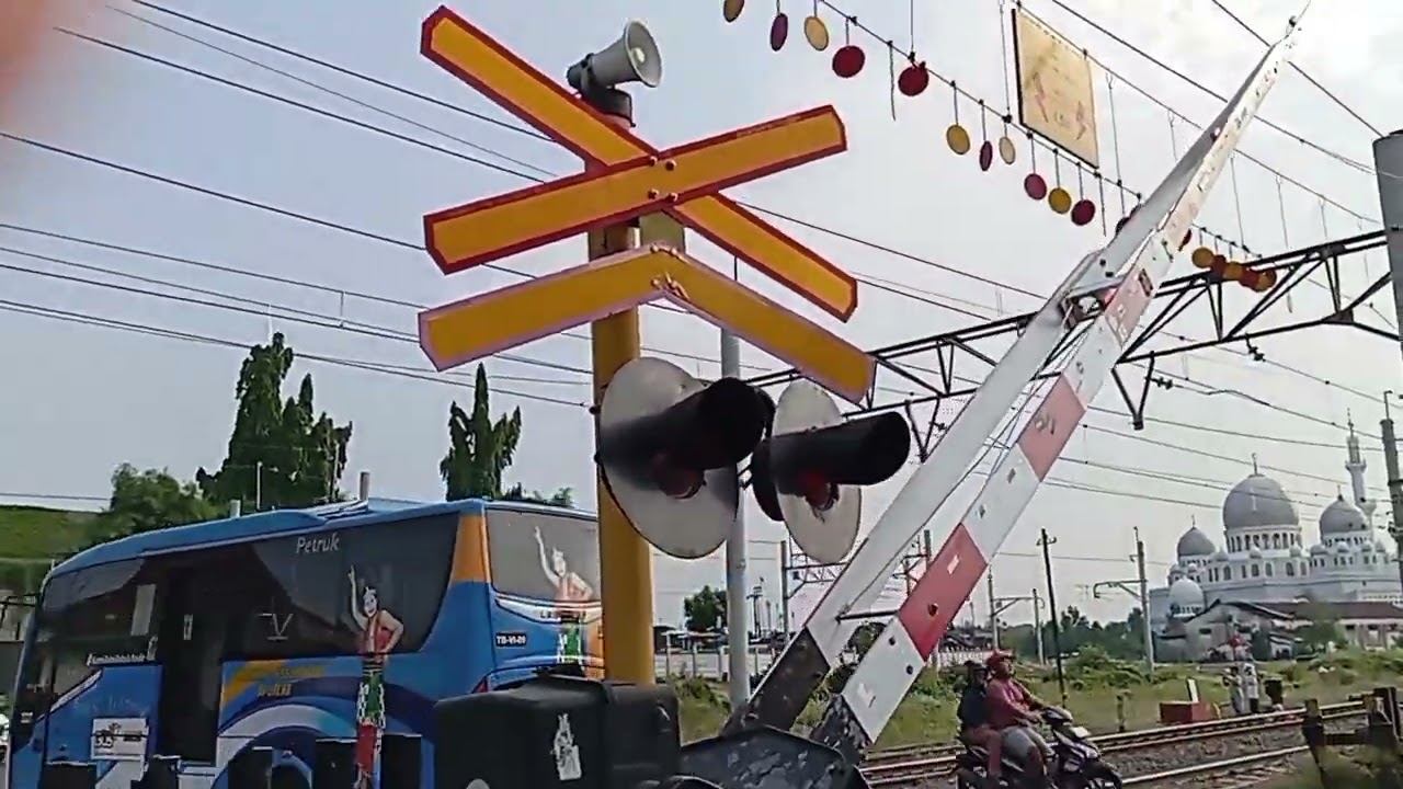 Revisited, Update Sirine terbaru Di Perlintasan KA JPL 116 Solo balapan