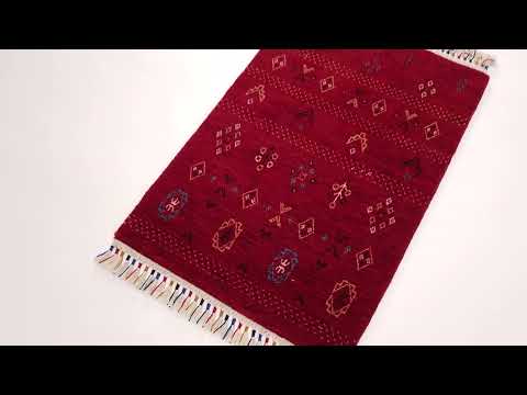 Urkum Series Authentic Patterned Red Loom-Woven Rug — review video cover image