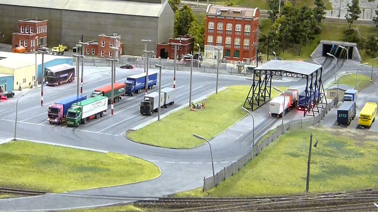 Miniatur Wunderland Truck depot  YouTube