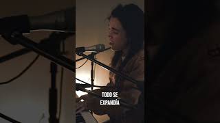 Andrea Acosta en Musicalizameste Depa! - Expiraría #musicalizameste #AndreaAcosta #sesionenvivo