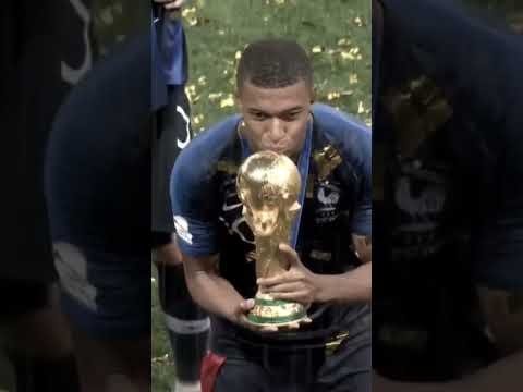 نفس العمر لكن اختلاف العقليه ريال مدريد برشلونة يامال مبابي