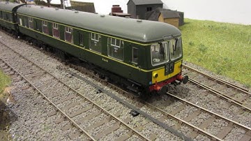 Close coupling a Bachmann DMU with magnets
